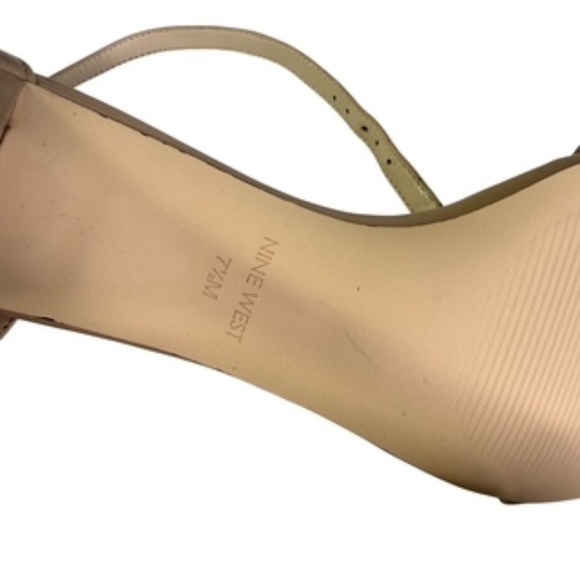 NWOT Nine West Ankle Buckle Leisa Kitten 2" Heel Tan Sandal Size 7.5M - Picture 5 of 6